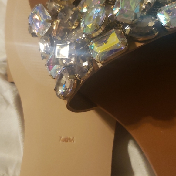 COPY - Brand New Steve Madden size 7.5 Slides - Picture 3 of 5